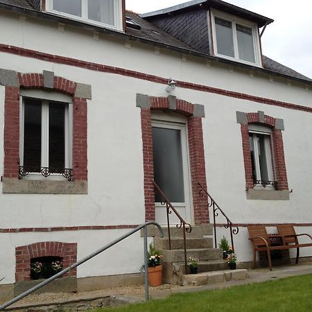 Vila Ploumilliau House Exteriér fotografie